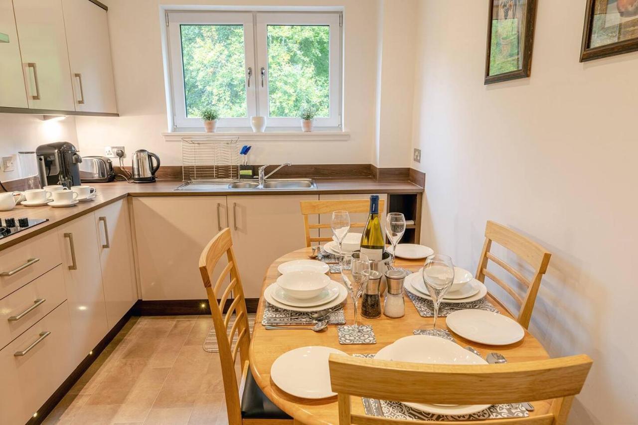 Hedgefield House - Serene Top Floor Flat Inverness Zewnętrze zdjęcie